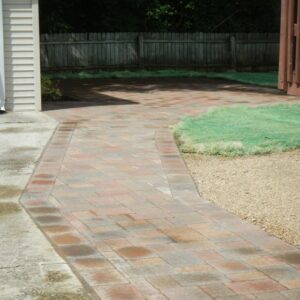 picture of paved driveway