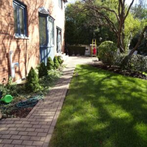 picture of paved walkway
